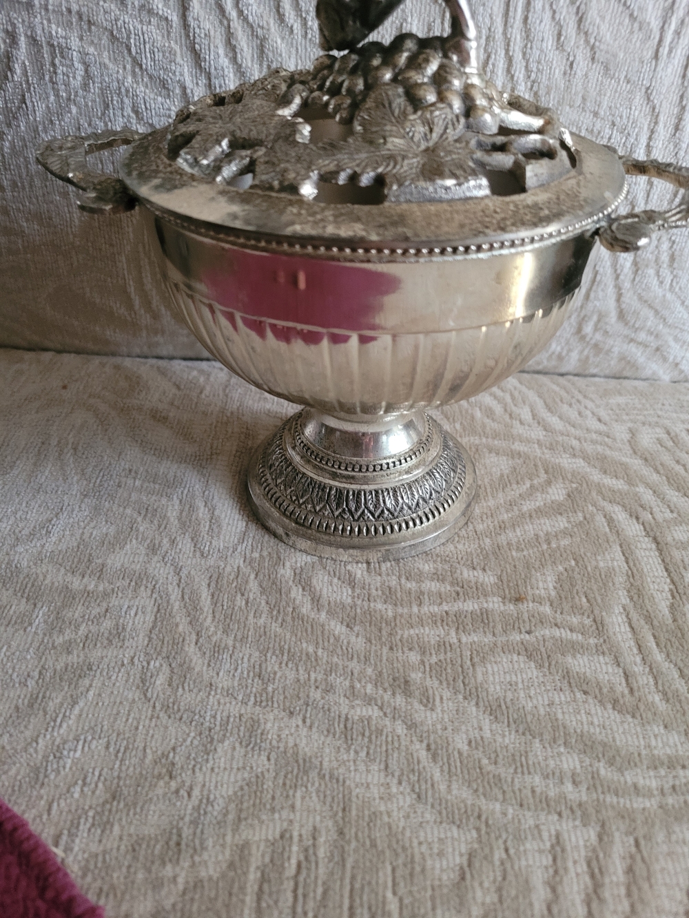 Ornate Silver Pedestal Decorative Bowl with Detailed Filigree Lid